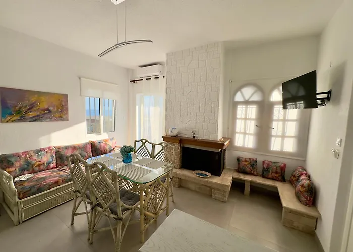 Villakaliba Beachfront House アパート